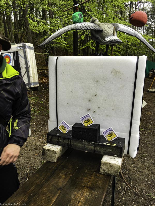 Wetter getrotzt - Schießspiele Dornig Schützen 19-bogenschiessen I A 019 April 16 4988-bogenschiessen
