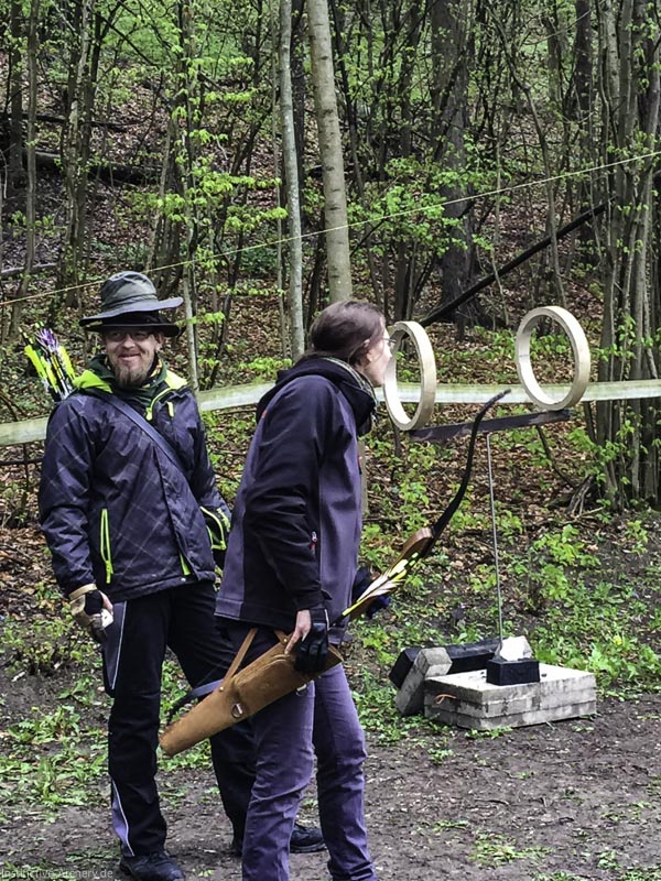 Wetter getrotzt - Schießspiele Dornig Schützen 13-bogenschiessen I A 033 April 16 5003-bogenschiessen