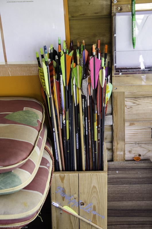 I A 010 August 17 3409-bogenschiessen