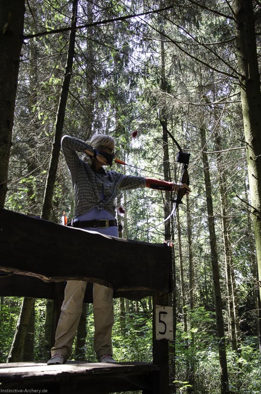 I A 035 August 17 3468-bogenschiessen