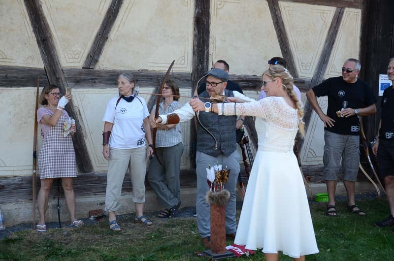 hochzeit34-bogenschiessen