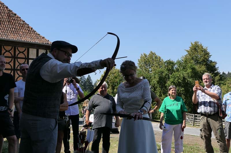 hochzeit57-bogenschiessen