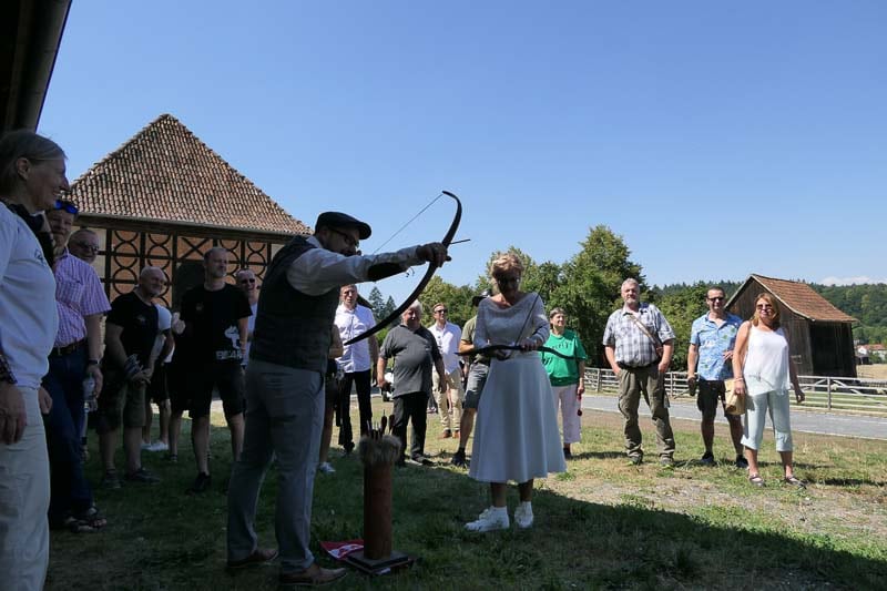 hochzeit59-bogenschiessen